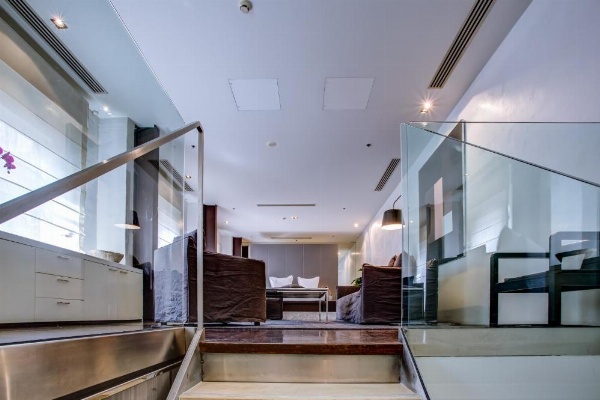 Establishment Hotel image 11
